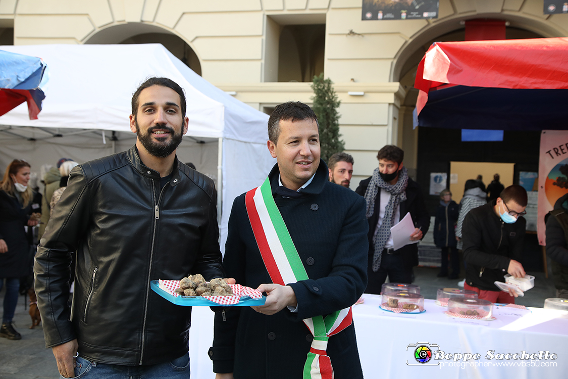 VBS_6193 - 10.ma Fiera Nazionale del Tartufo e Fiera dei Santi.jpg
